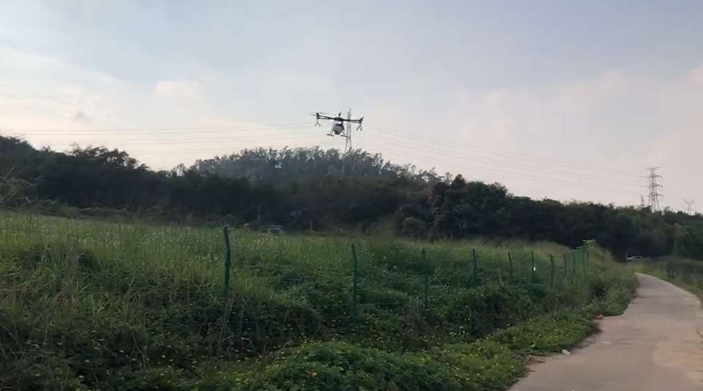 外國(guó)客戶測(cè)試植保無(wú)人機(jī)