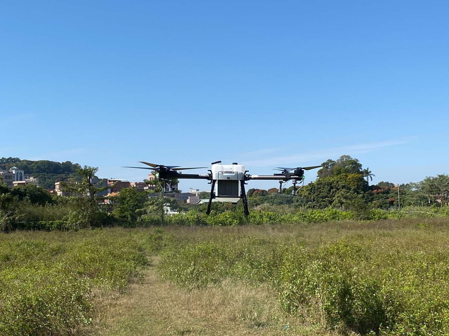 環(huán)球資源消費(fèi)電子展，鼎峰無人機(jī)歡迎您
